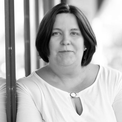 StephSelmer's profile picture. Your ideas are worth 💸 millions. But only if they're 🔗 connected. ⚠️ Stop hoarding knowledge. 🧠 Start networking it.