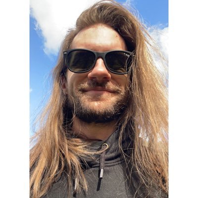 @Halo Montager and Rank 1 parsing Mage @Warcraft. Catch me streaming over at https://t.co/HbE2eZCcTy