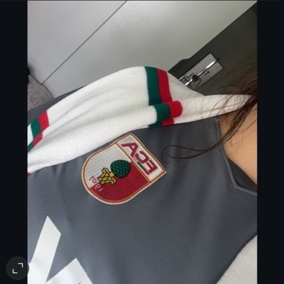 luuvfatt's profile picture. 