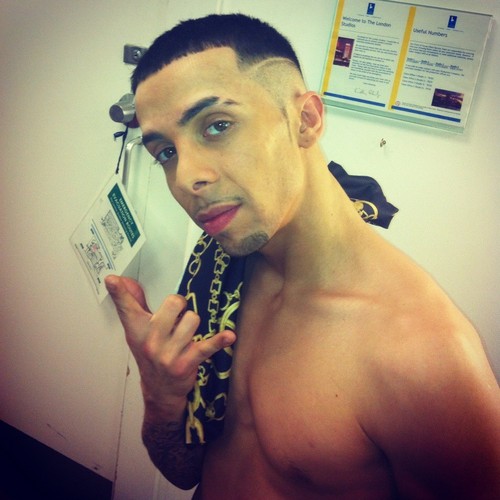 if you're a Dappy or Ndubz fan, follow us, we follow back:)!