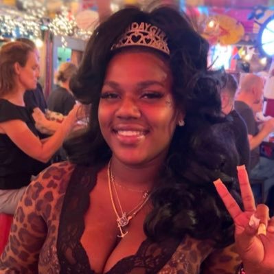 PooLee70954617's profile picture. Bad bitch w a fat ass ❤️