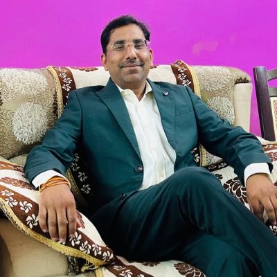 Deputy Chief Reporter at Dainik Jagran, Meerut.Fellow:WHO road safety fellowship, BEEP fellowship,Awarded : Gandhi Peace Foundation, Nepal. tweets are personal