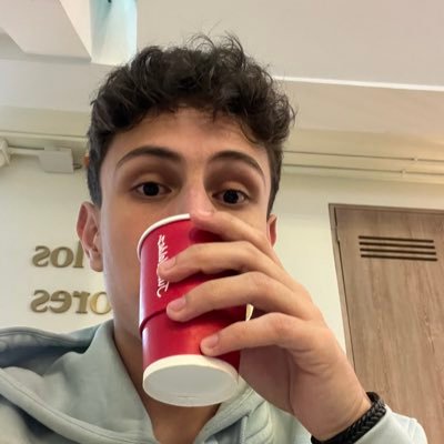 rausamco's profile picture. nunca se que poner aqui