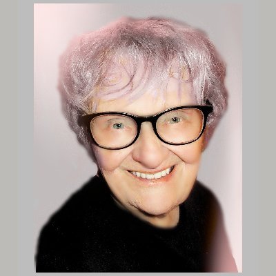 Professional Portrait Photographer ,now I love to shoot all types of photos Love cooking &sharing recipes and photos of the meals with my friends.