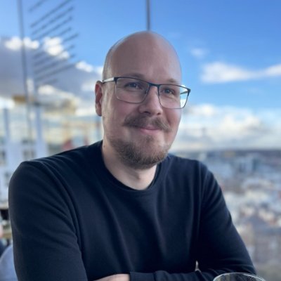 Molecular biologist. Natural products. Mycologist. Hobby cook and baker. Aquarist. he/him @chrzimmermann.bsky.social