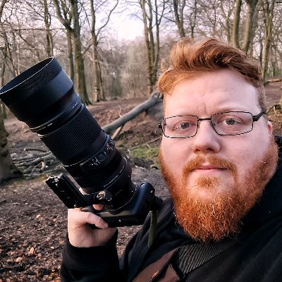 Passionate Bearded Guy. 🔥🧔
Filmmaker. 🎬
Photographer 📸🎞
Chasing The Dream 🧡🎭
IG: @kennethjamesuk & @Kenneth_BnW