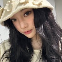 j 𓂃 ࣪ ✽ ˒ edtwt (@cinammod0ll) 's Twitter Profile