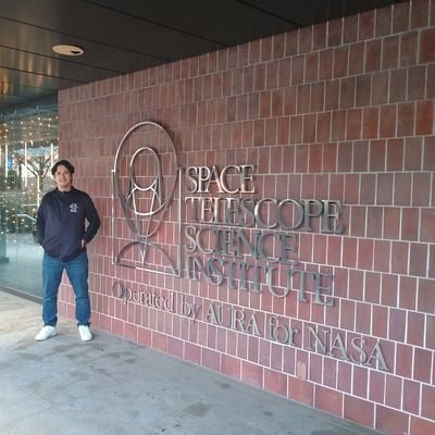 Astronomer (México): Research, outreach and teaching. Co-host of 'Atardecer Cósmico' radio program (https://t.co/i6mNEKPA5x).