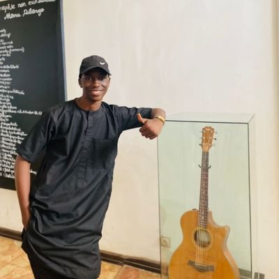 DahirouMon980's profile picture. 