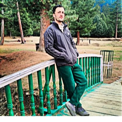 daabd6ec067541e's profile picture. Marry knowledge before u marry anyone