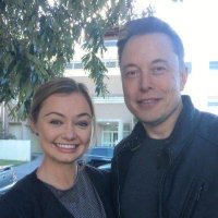EmilyTesla (@rainb0w_pigs) 's Twitter Profile