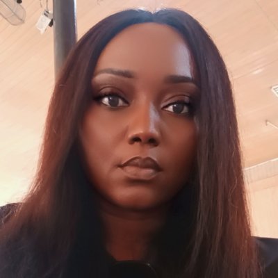 Okeke_Uz's profile picture. Creatrix. Wife. Lover. Fluid Personality.