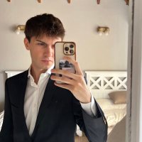 Alejo (@aleangheben7) 's Twitter Profile