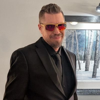 Expert Level Designer @Treyarch @Activision @Microsoft. Creator of Nuketown, Raid, Skyline and more. Opinions are my own.
https://t.co/UGfa5zriyQ