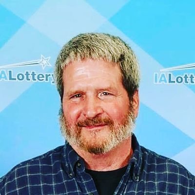 I'm Earl Lape. I won the Lotto America Jackpot of $40 million, and I've decided to give back by awarding $25,000 to 18 randomly selected people.