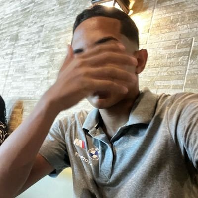 Não me comparem com ninguém. Ou eu sou melhor que a pessoa ou pior que ela! ✍🏽💯