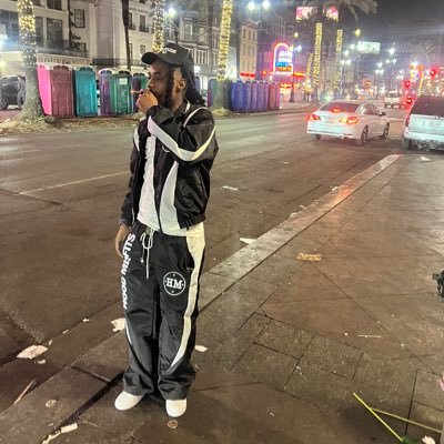 FRESH PRINCE IN MY HOOD…🤴🏽#UntamedGorilla🩸