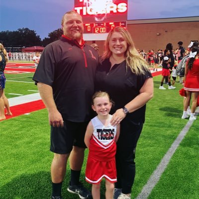 CoachDBensonLHS's profile picture. Believer. Husband. Dad. Teacher. DC / S&C @LHS_TigersFball #FoundationFirst - Matt 7:24-25