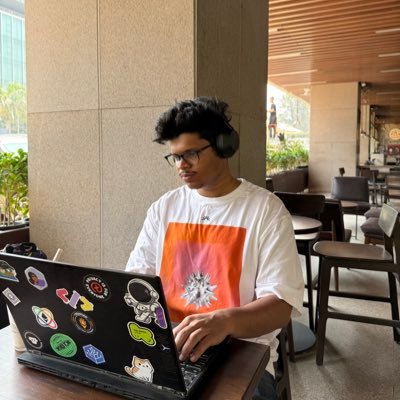 Fullstack developer. Looking for freelance web dev jobs.