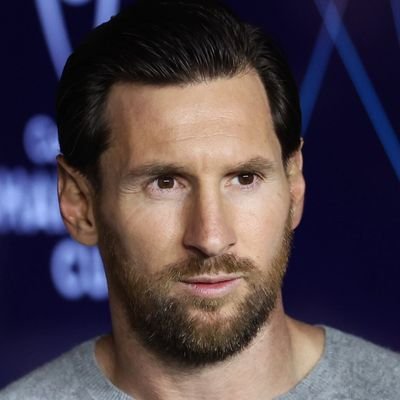 🏃🏻➡️⚽🥅SPORT FAN🏏🎾🏈
!!!! FOOTBALL ⚽ IS MESSI🐐 & MESSI🐐 IS FOOTBALL ⚽!!!!