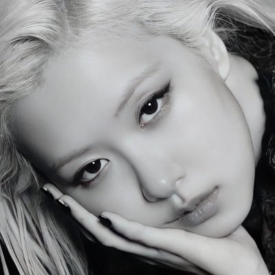 Namtan2305's profile picture. 