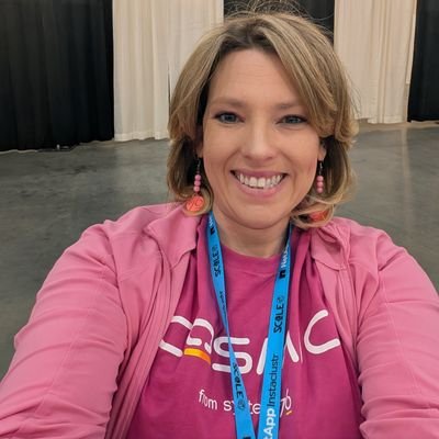 @SocialHappiness