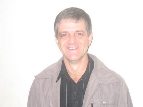 ElizPresente's profile picture. 