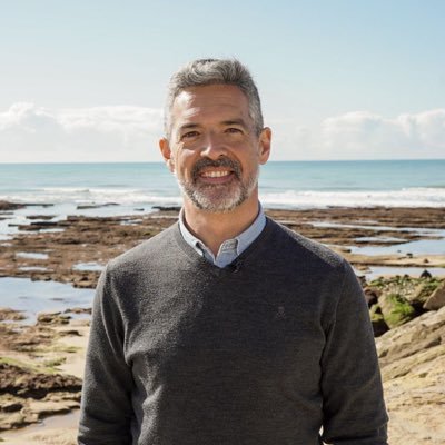Alcalde de Rota. Secretario Gral. del PSOE de Rota. Arquitecto, me encanta analizar la evolución de las ciudades, creo que la mía tiene mucho futuro.