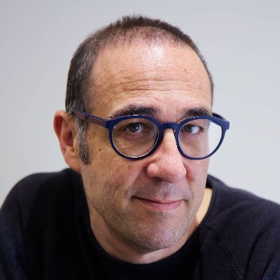 Periodista redactor i fotògraf freelance