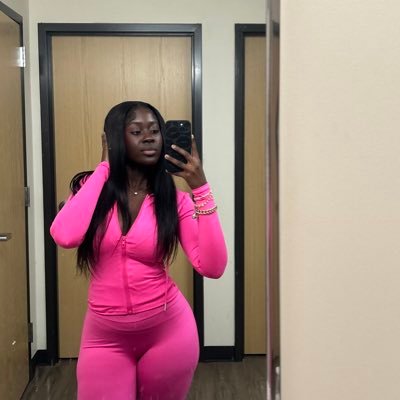 sen3gyal's profile picture. Allahumma Barik