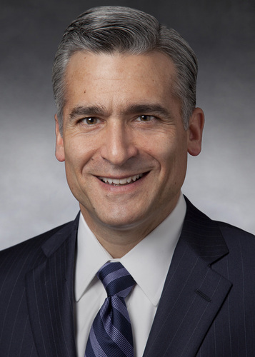 Leader of Midwest Region for #JonesLangLaSalle, and lifelong Cubs fan