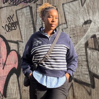 QUEEN OF NETWORKING
ROOM187-STAGE MANAGER
ARTIST LIAISON
EVENTS COORDINATOR