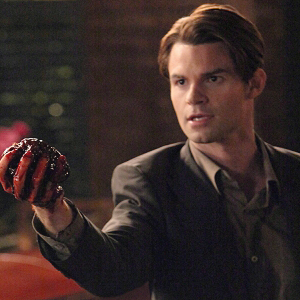 Welcome to the Salvatore Boarding House's official Twitter. The SBH, such an esteemed part of Mystic Fall's history. Come visit us! We have a blog!