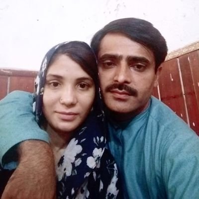sonia 28 qadeer 30 from Pakistan Gujrat 🇵🇰 real couples