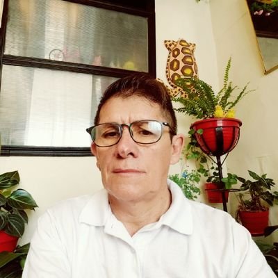SOY UNA PERSONA DESCONPLICADA TIERNO CON LA FUNDACION EDUCATIVA Y CULTURAL TODO POR NUESTRA GENTE