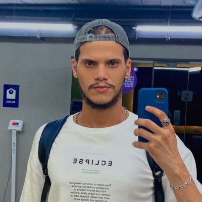 𝐁𝐫𝐚𝐳𝐢𝐥𝐢𝐚𝐧 𝐠𝐮𝐲 𝐰𝐢𝐭𝐡 𝐚𝐧 𝐄𝐦𝐩𝐢𝐫𝐞 𝐒𝐭𝐚𝐭𝐞 𝐨𝐟 𝐦𝐢𝐧𝐝 🔥 https://t.co/PWPVZQvIjg