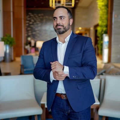 ✝️Christian Entrepreneur CEO Of My Life 🔥 Top 1% PE Trader ~📈 I Am The Hero, My Life, My Story