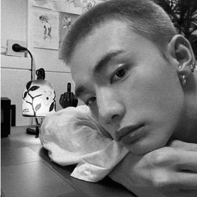 mostly #skz hwang hyunjin simp(*^3^)/~☆ || #GOT7FOREVER || #XH || minor & homophobic dni pls kindly read carrd