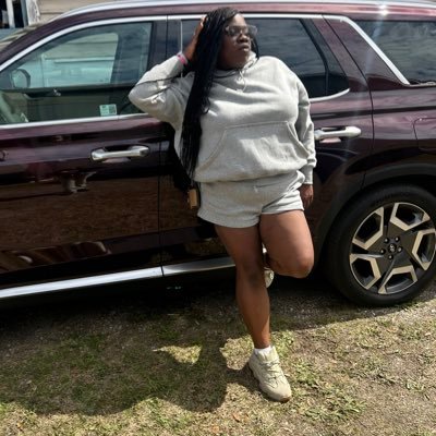 ima raise my income before I lower my standards ! Nurse Bae Loading 💞