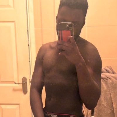 DariusRusell_18's profile picture. Tottenham 🐓❤️‍🔥 england🏴󠁧󠁢󠁥󠁮󠁧󠁿 💙