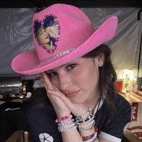 amy ఌ ྀི (@tswiftlxver13) 's Twitter Profile