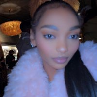 r a v e n ♛ (@goldcrowns_) 's Twitter Profile Photo r a v e n ♛ (@goldcrowns_) 's Twitter Profile Photo