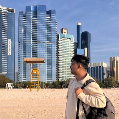 Full-stack sorcerer 🧙♂️ | Web3 & AI enthusiast 🤖 | Java Code alchemist ☕️ | JS ninja 🥷 | Python whisperer 🐍 | Cloud tamer ☁️ |
