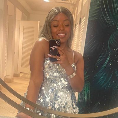 celeBRITTany305's profile picture. 🦋🌻intergalactic space cadet 🚀/ professional unicorn 🦄/ part time mermaid 🧜🏾‍♀️ brand new heart of rose gold 🫀💖 est. 07/10/18/ #HeatNation
