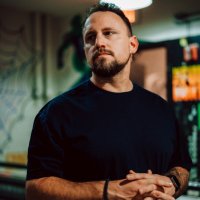 Rev (@glennrevell) 's Twitter Profile