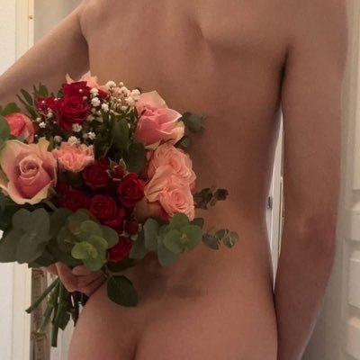 LayHan75083's profile picture. Carbon dioxide