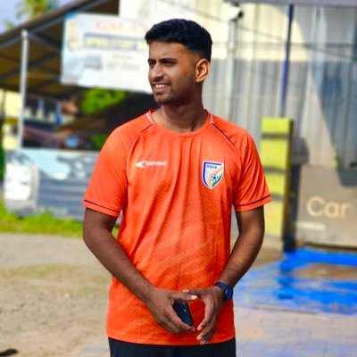 _anas__vn_'s profile picture. Professional Football Coach | At Arriba Football Club | AFC C License