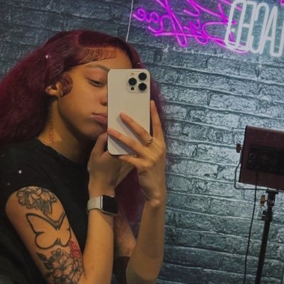 lightbrighhttt's profile picture. 