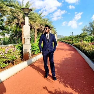 Indian 🇮🇳
Socialist
Gandhian
Nehruvian
Political Analyst
Working @NSUI
member of @INCIndia
fan of @RahulGandhi