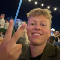 Jeppe (@m0estrup) 's Twitter Profile